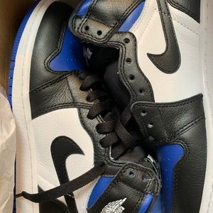 Air Jordan 1 Retro High OG GS size 5y